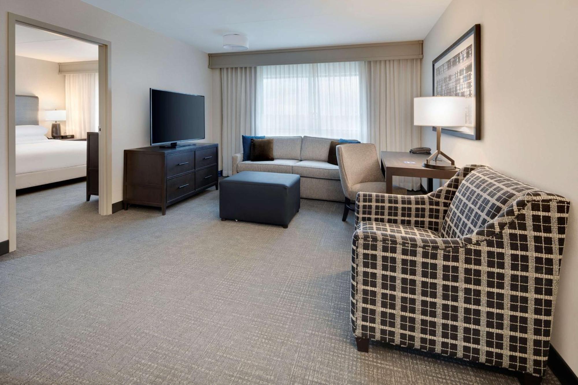 Embassy Suites By Hilton Detroit Troy Auburn Hills Exterior foto